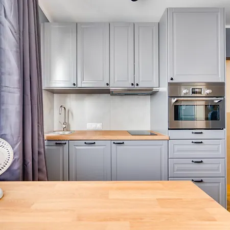 Apartament Aleja Grunwaldzka 92-98 By Homeprime Gdańsk